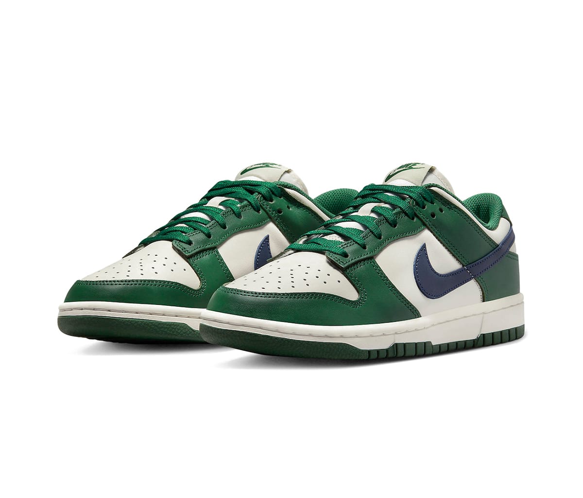nike navy green shoes
