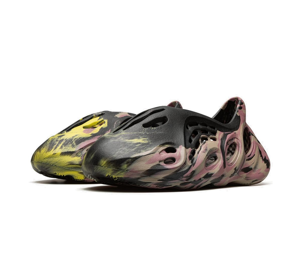 adidas Yeezy Foam RNNR MX Carbon – Section Store