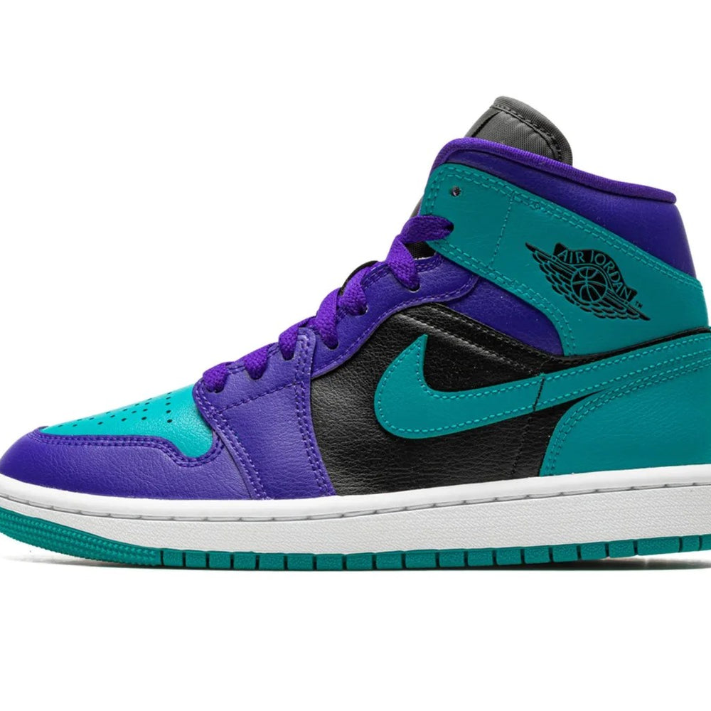 
                      
                        Air Jordan 1 Mid Black Grape (W)
                      
                    