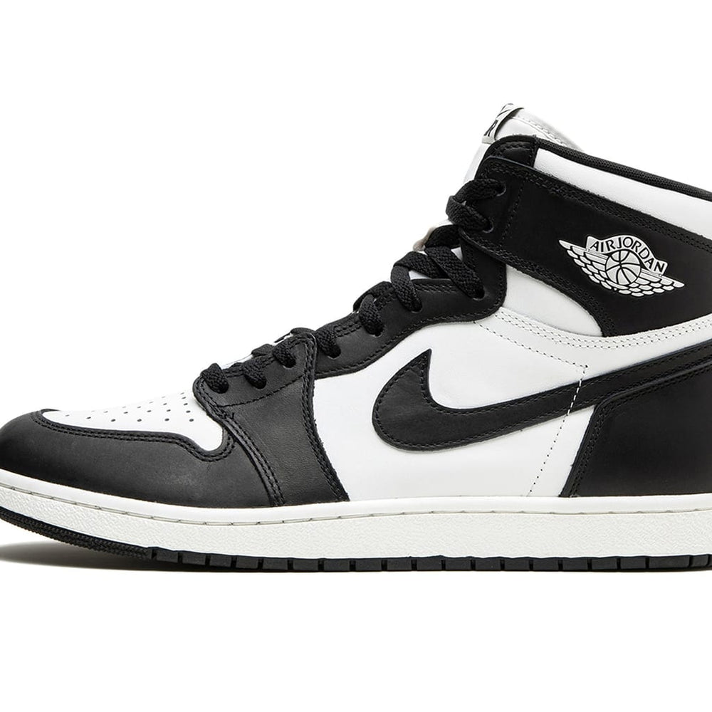 
                      
                        Air Jordan 1 Retro High 85 Black White (2023)
                      
                    