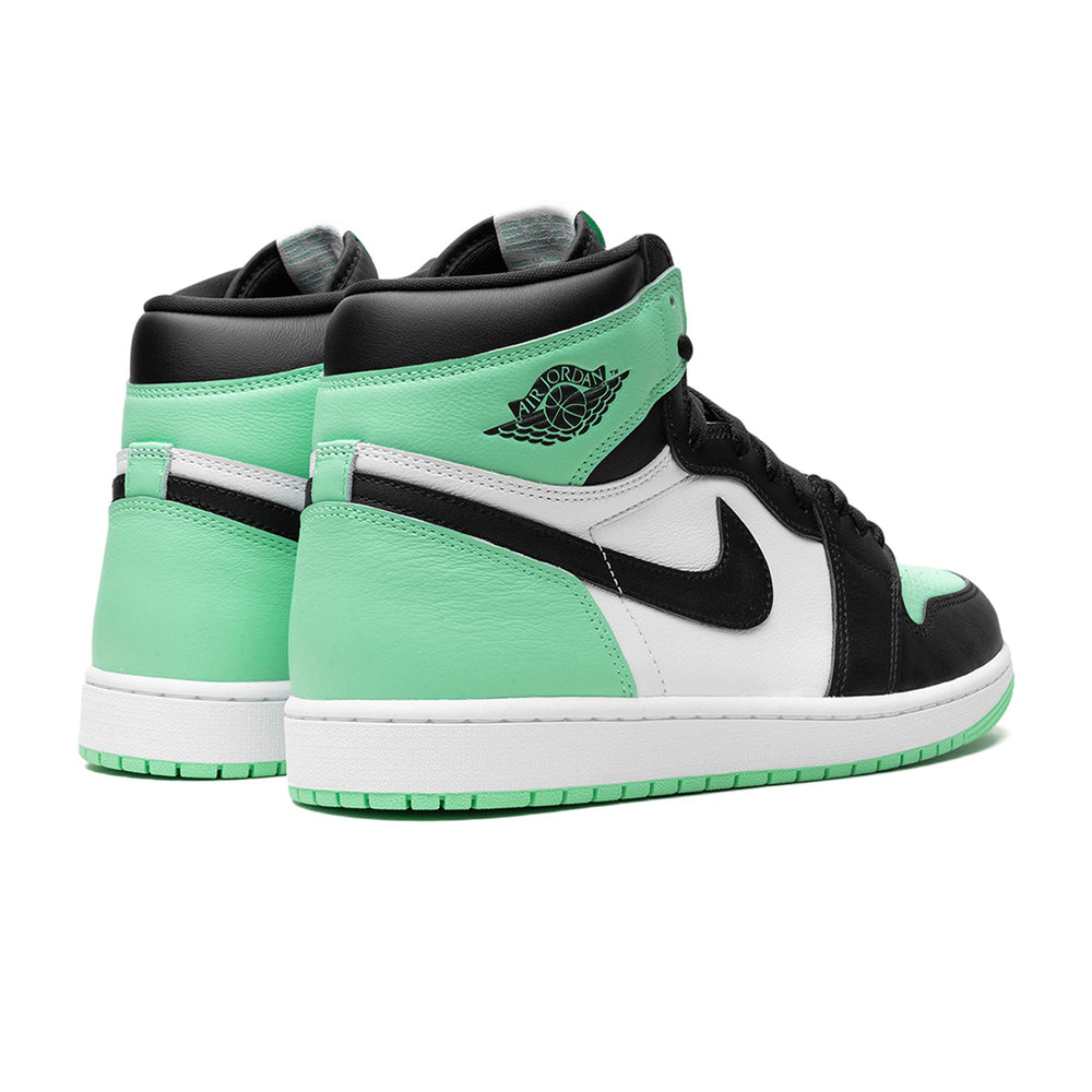 
                      
                        Air Jordan 1 Retro High Green Glow
                      
                    