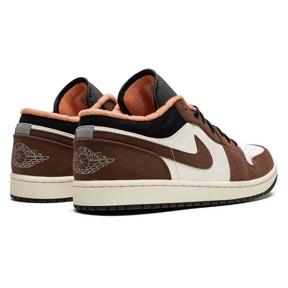 
                      
                        Air Jordan 1 Low Mocha
                      
                    