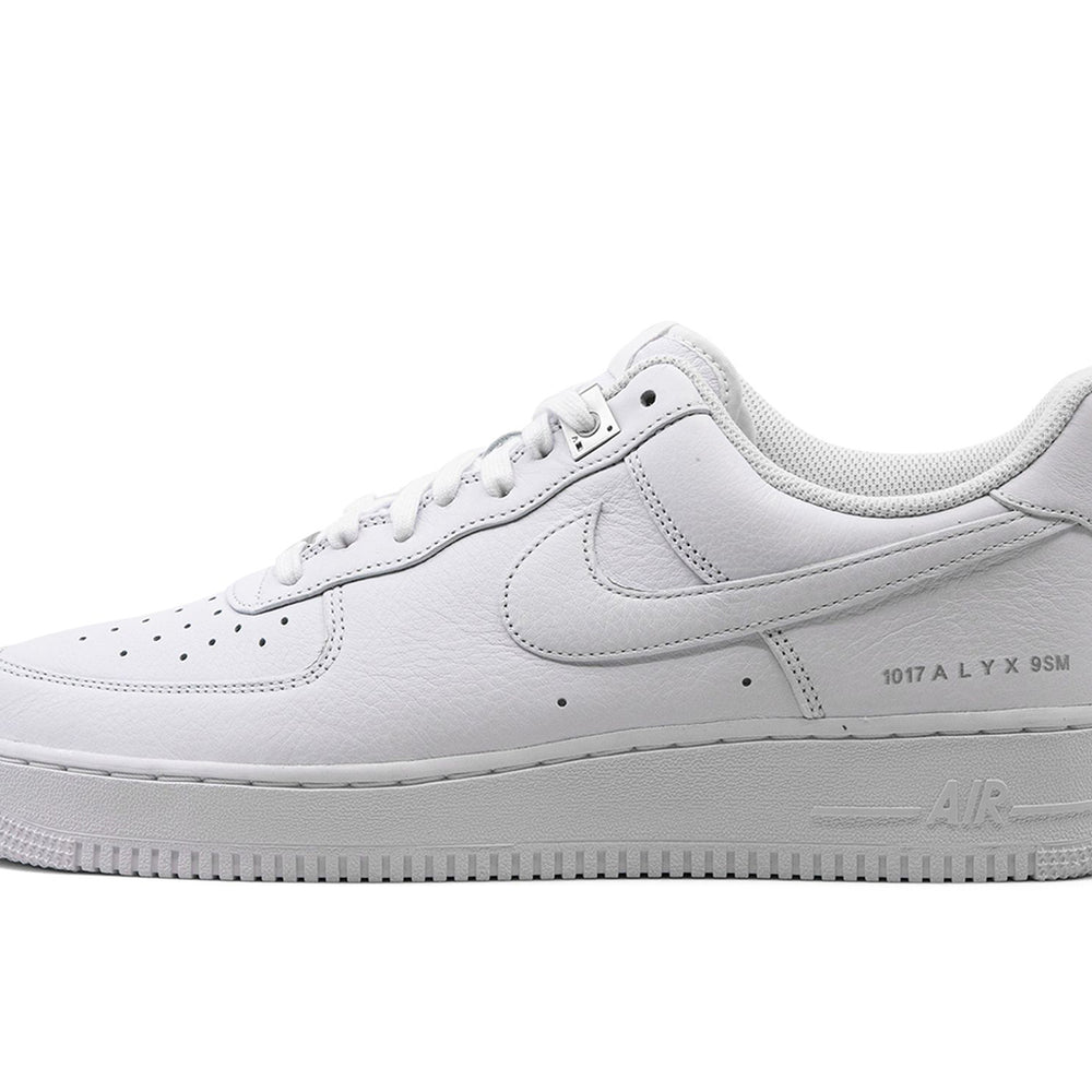 
                      
                        Nike Air Force 1 Low 1017 ALYX 9SM White
                      
                    