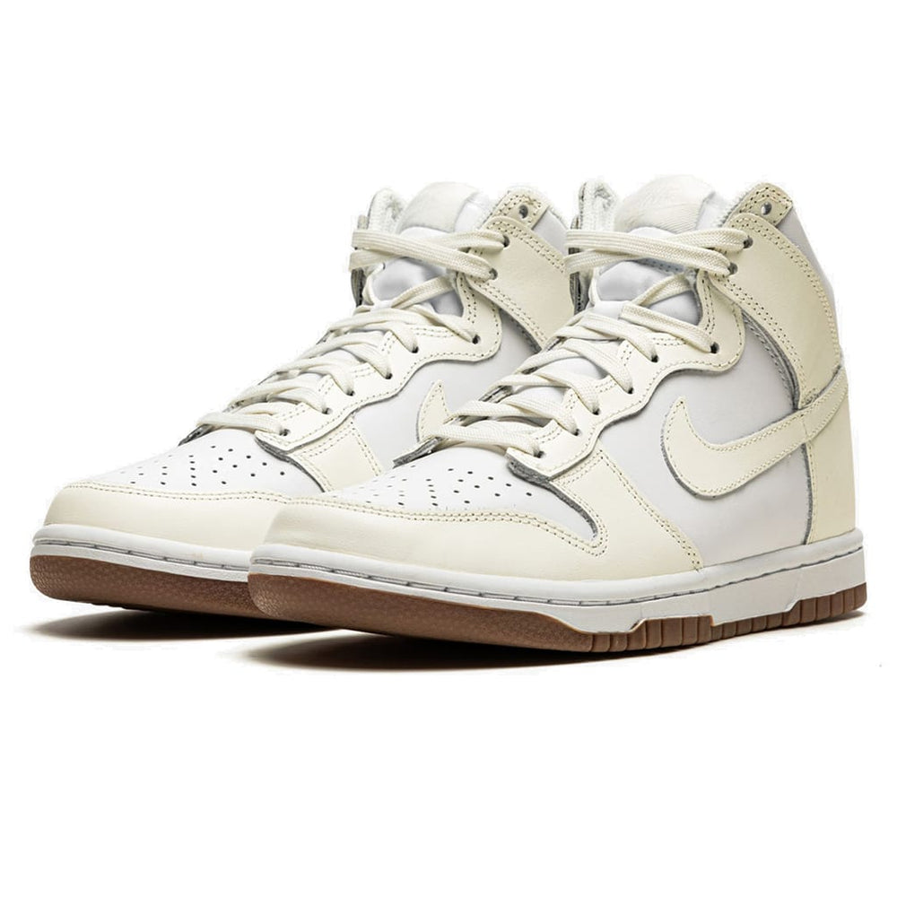 
                      
                        Nike Dunk High Sail Gum (W)
                      
                    