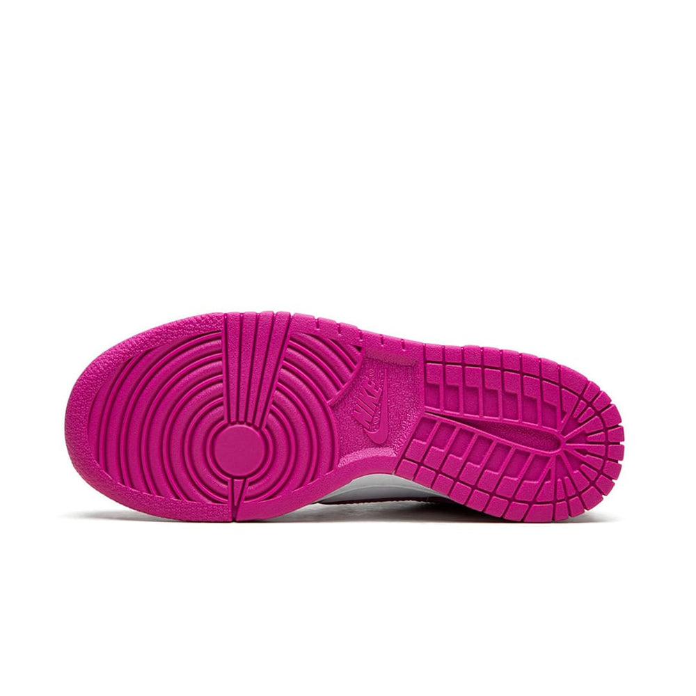 
                      
                        Nike Dunk Low Active Fuchsia (GS)
                      
                    