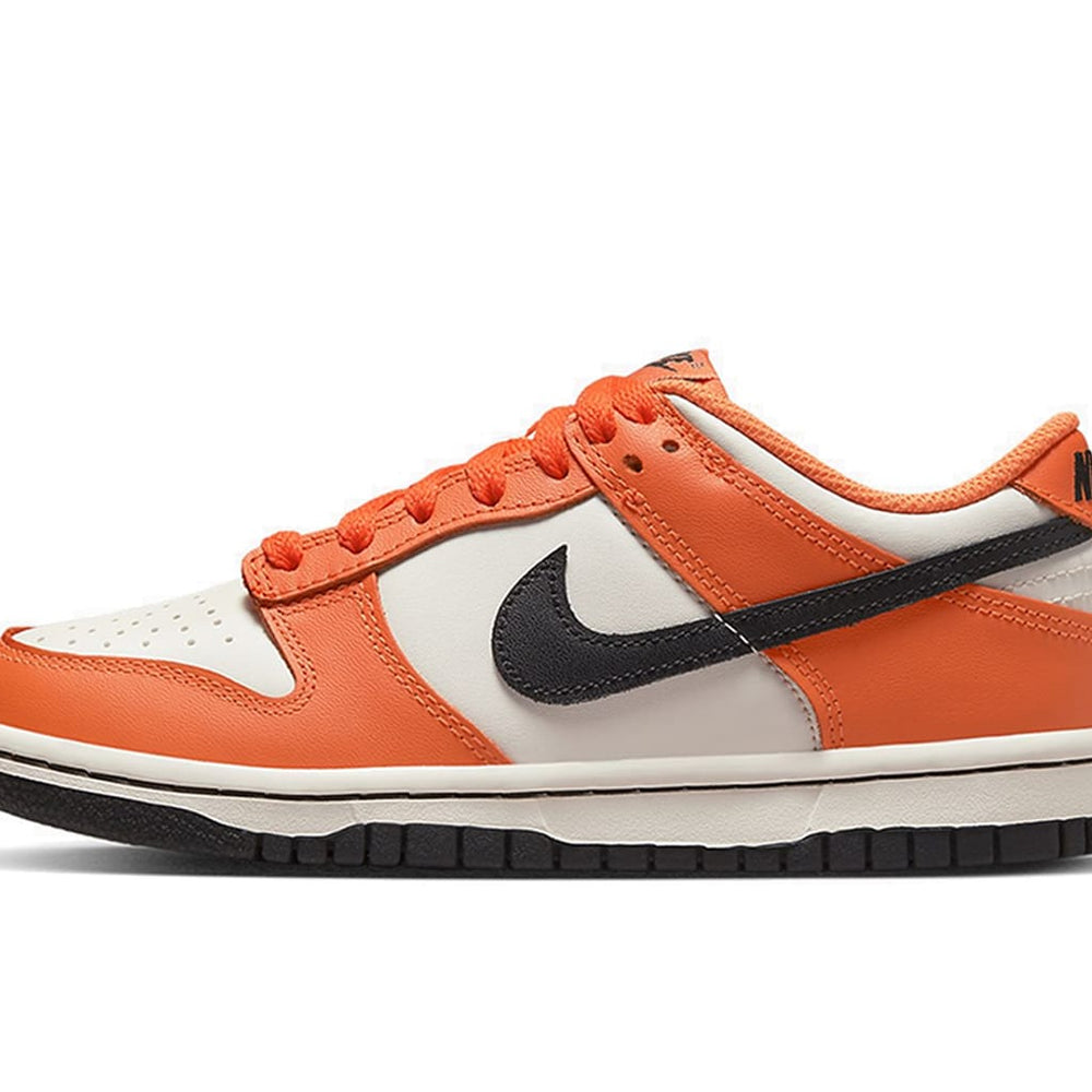 
                      
                        Nike Dunk Low Halloween (GS)
                      
                    