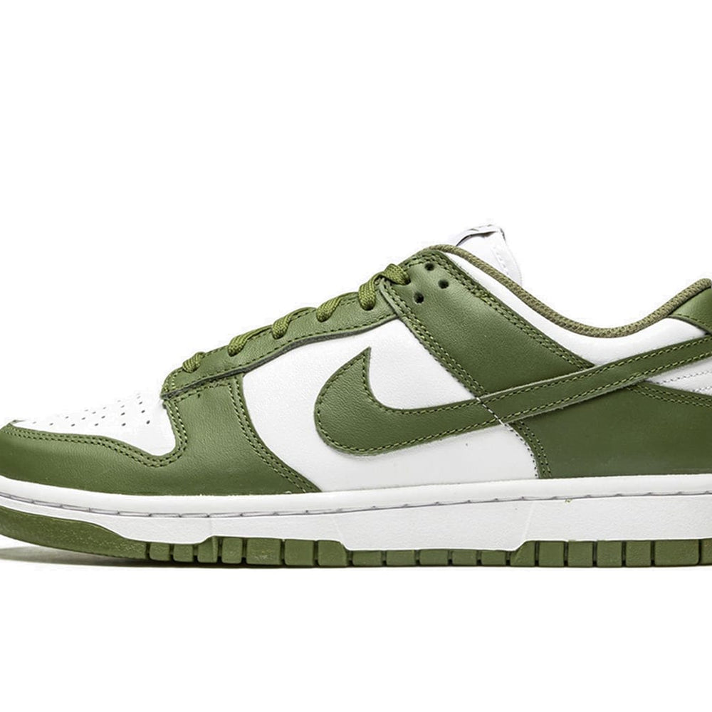 Nike Dunk Low Medium Olive (W)