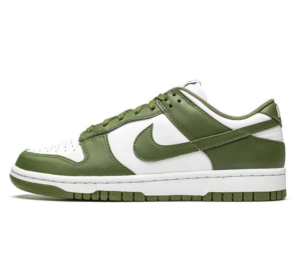 Nike Dunk Low Medium Olive (W)