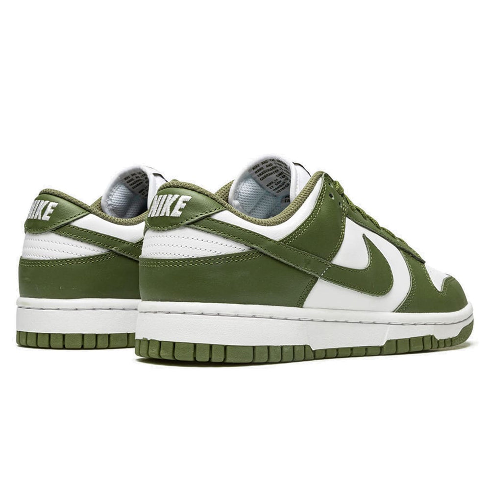 
                      
                        Nike Dunk Low Medium Olive (W)
                      
                    