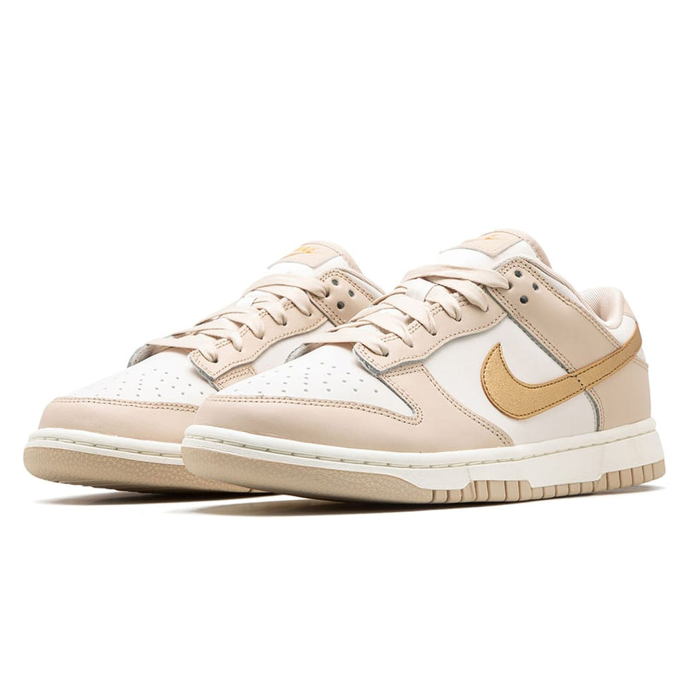 
                      
                        Nike Dunk Low Phantom Metallic Gold (W)
                      
                    