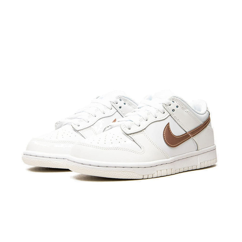 
                      
                        Nike Dunk Low White Pink (GS)
                      
                    