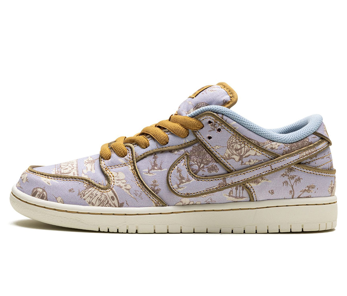 Nike SB Dunk Low City of Style