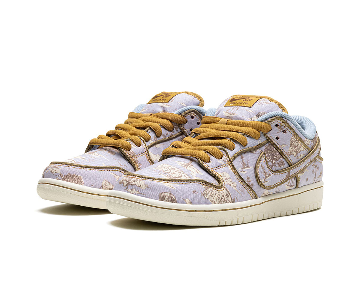 Nike SB Dunk Low City of Style