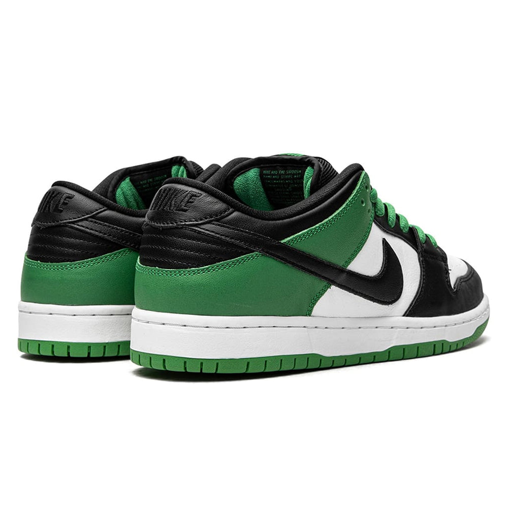 
                      
                        Nike SB Dunk Low Classic Green
                      
                    