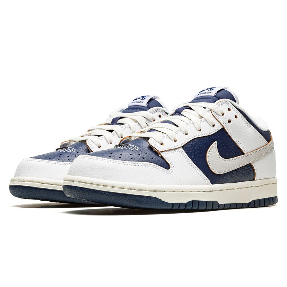 
                      
                        Nike SB Dunk Low HUF New York City
                      
                    