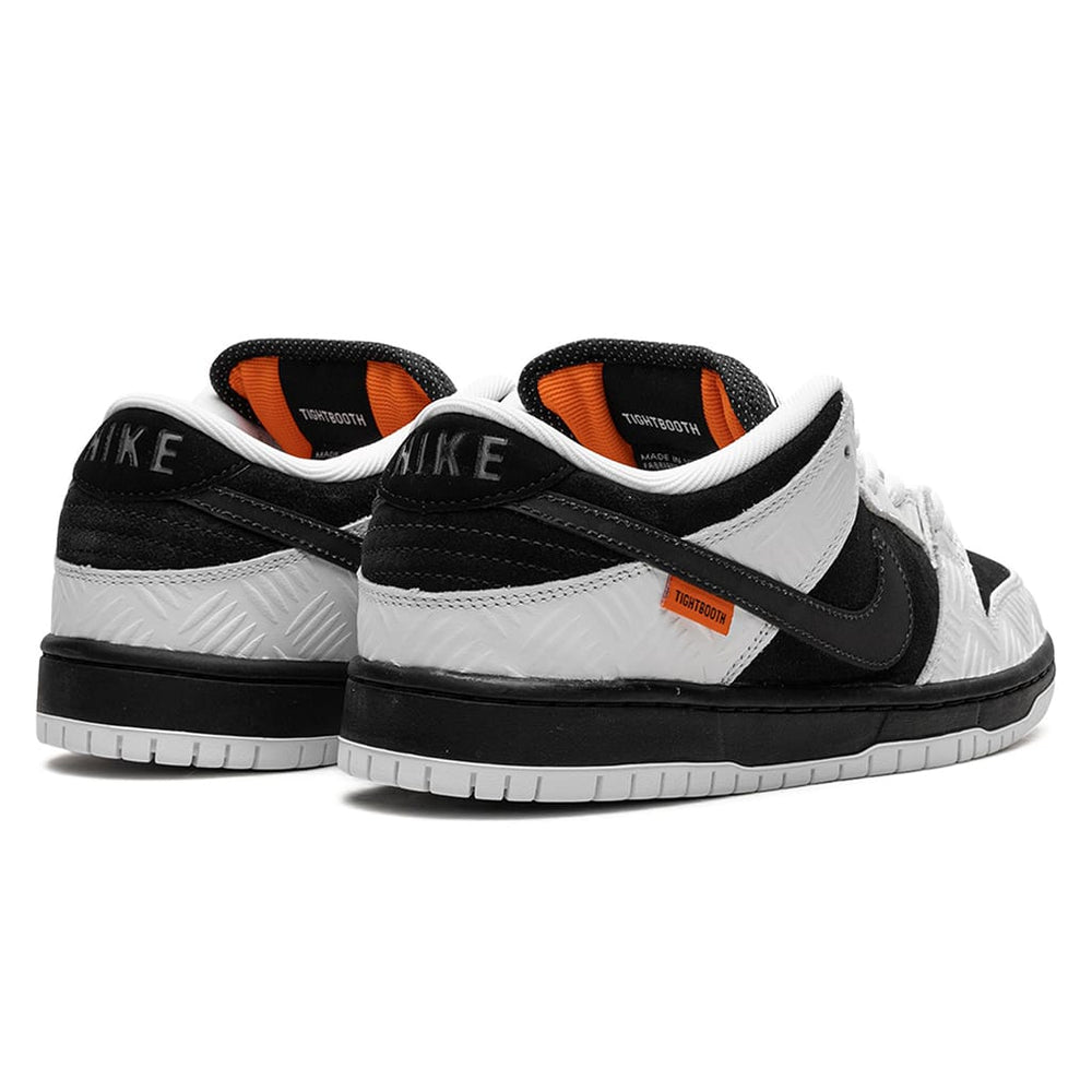 
                      
                        Nike SB Dunk Low TIGHTBOOTH
                      
                    