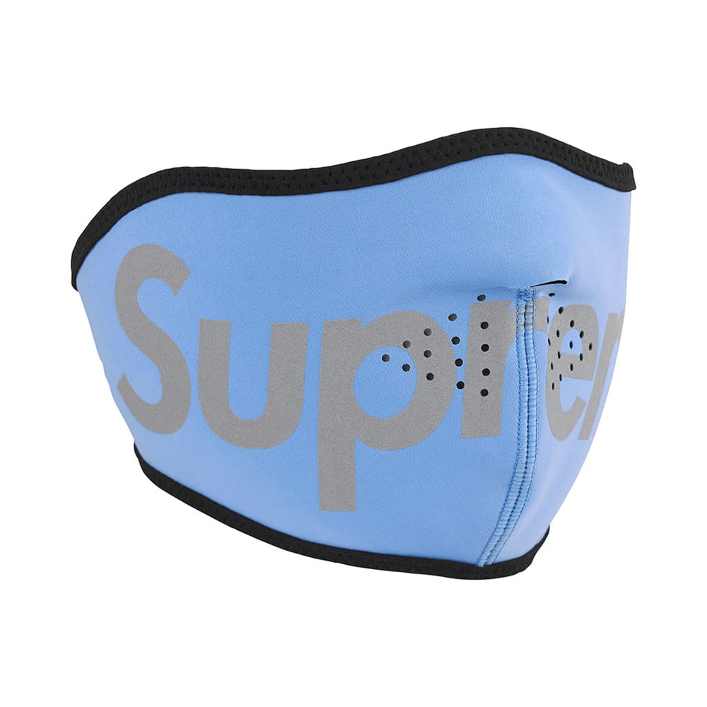 
                      
                        Supreme WINDSTOPPER Facemask Light Blue
                      
                    