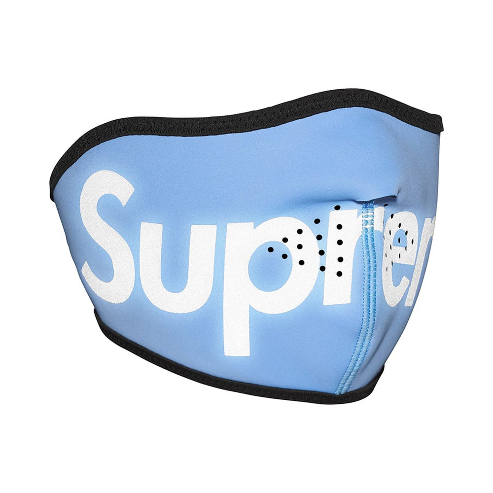 
                      
                        Supreme WINDSTOPPER Facemask Light Blue
                      
                    