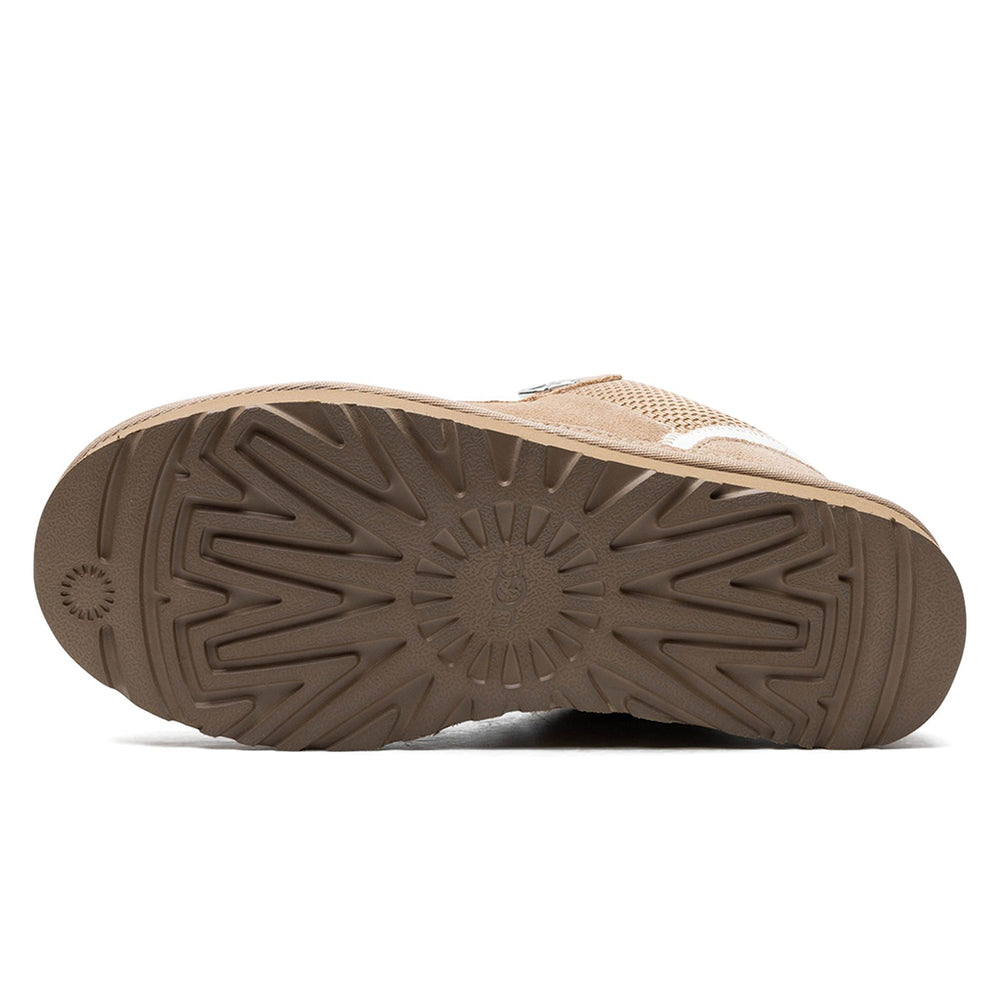 
                      
                        UGG Lowmel Sand (W)
                      
                    