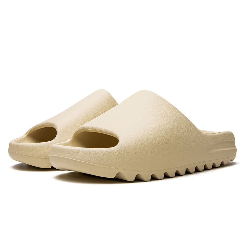 
                      
                        adidas Yeezy Slide Bone (2022)
                      
                    