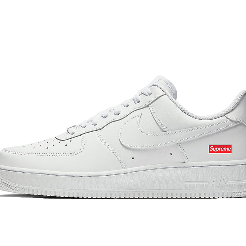 
                      
                        Nike Air Force 1 Low Supreme White
                      
                    