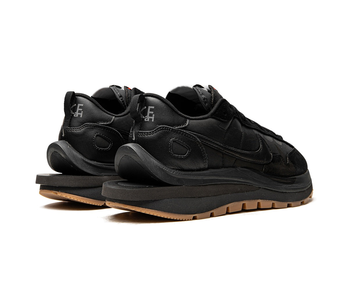 Nike Vaporwaffle Sacai Black Gum – Section Store