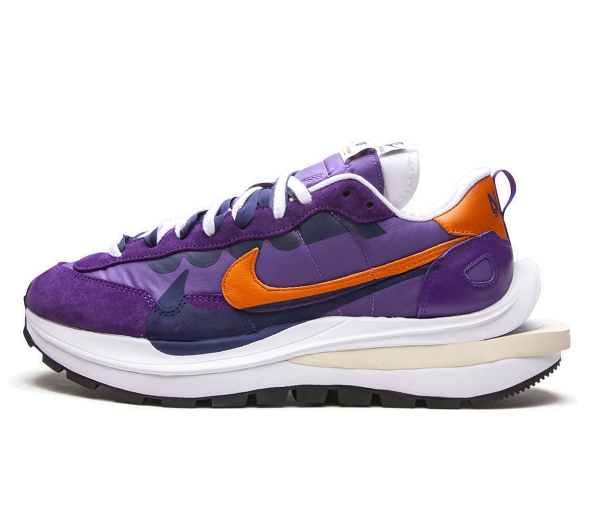 Nike Vaporwaffle sacai Dark Iris Purple - Section Prague